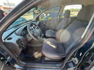 Opel Corsa 2002-thumb-10