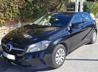 Mercedes-Benz A 160 2017-thumb-9