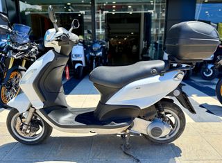 Piaggio FLY 150 4T 2010-thumb-3