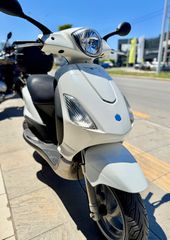 Piaggio FLY 150 4T 2010-thumb-8