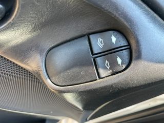 FORD FOCUS MK1 SEDAN-thumb-2