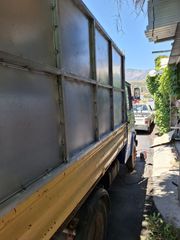 Ανατροπή Mercedes-Benz 1985 310-thumb-14