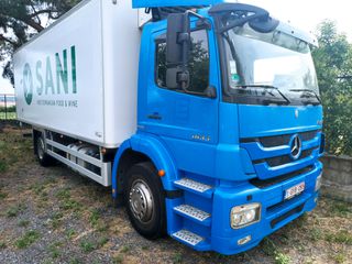 Ψυγείο Mercedes-Benz 2012 AXOR 1833L.ψυγειο κατάψυξη.