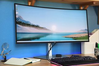 Dell UltraSharp U3824DW Ultrawide IPS Curved Monitor 38" QHD 3840x1600 με Χρόνο Απόκρισης 8ms GTG