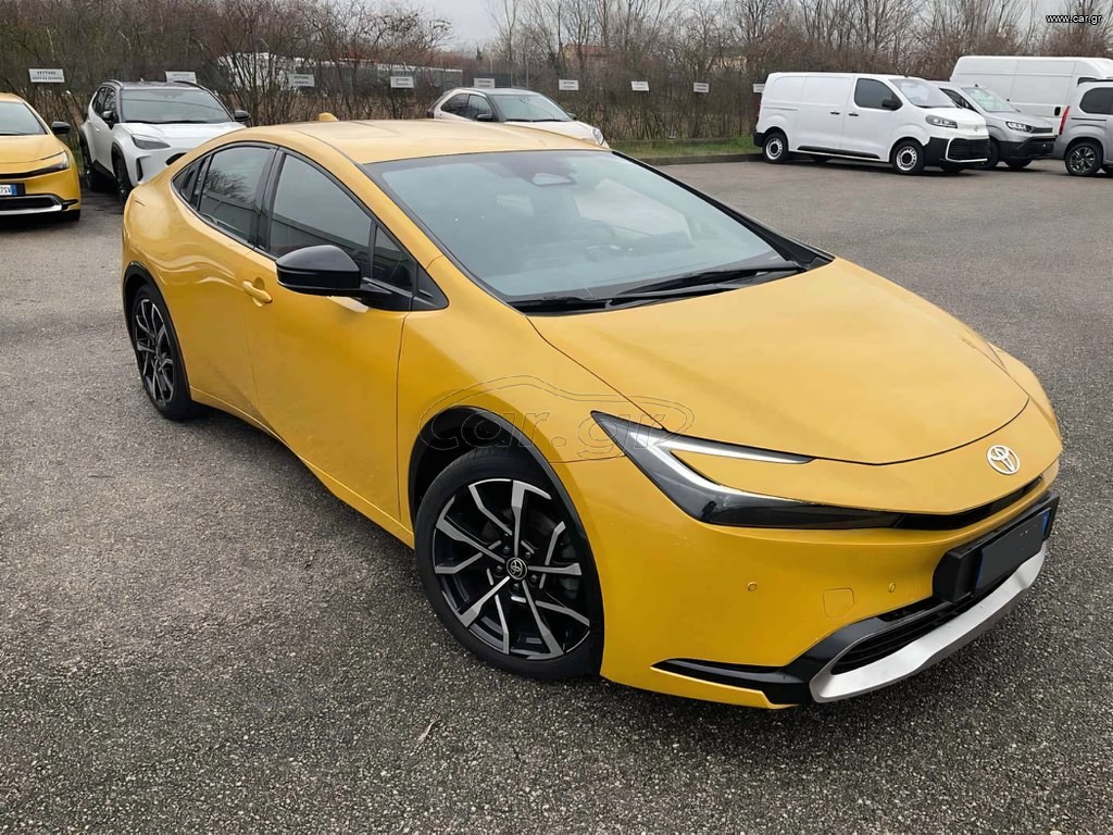 Toyota Prius 2023 LOUNGE