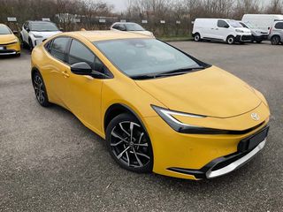Toyota Prius 2023 LOUNGE