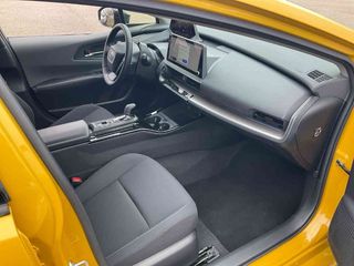 Toyota Prius 2023 LOUNGE-thumb-5