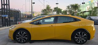 Toyota Prius 2023 LOUNGE-thumb-13