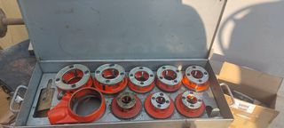 RIDGID SET ΒΙΔΟΛΟΓΟΥ ΣΩΛΗΝΩΝ ΧΕΙΡΟΣ ΜΕ ΚΑΣΤΑΝΙΑ
ΧΥΤΟΣΙΔΗΡΗ ΚΑΤΑΣΚΕΥΗ ΒΑΡΕΩΣ ΤΥΠΟΥ ΣΕ ΜΕΤΑΛΛΙΚΗ ΚΑΣΕΤΙΝΑ ΜΕΤΑΦΟΡΑΣ