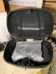 ΒΑΛΙΤΣΑΚΙ PIAGGIO MP-3 400 KEYLESS-thumb-2