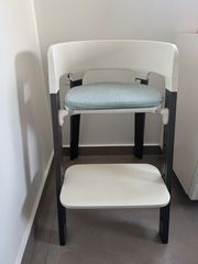 Πωλείται της stokke steps καρεκλάκι φαγητού μετατρεπόμενο σε καρέκλα και για ενήλικες