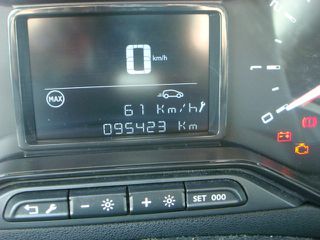 Citroen C3 2017 C3 1.2 pureTech-thumb-9