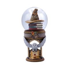 Harry Potter First Day at Hogwarts Snow Globe / Fan Shop and Merchandise