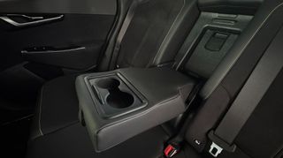 Kia EV6 2023-thumb-17