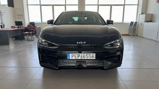 Kia EV6 2023-thumb-1