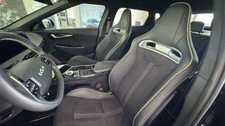 Kia EV6 2023-thumb-14