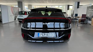 Kia EV6 2023-thumb-5