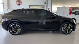 Kia EV6 2023-thumb-3