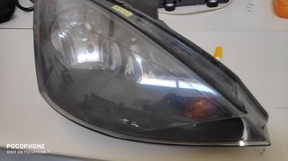 γνησιο φαναρι Ford Focus , μερια οδηγου , αριστερο , L , με μαυρο εσωτερικο , χρονολογιες απο 1998 εως 22004 .  2m5v13100bc .