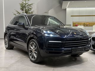 Porsche Cayenne 2019 S E-HYBRID  - VENERIS MOTORS
