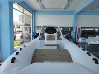 Icon Marine 2025 Icon 21s