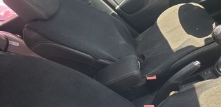 Renault Clio 2016 Bose 78000km-thumb-12