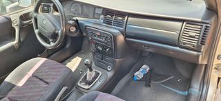 Opel Vectra B (1600cc,Z16XEL)-thumb-2