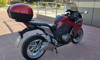 Honda VFR 1200 2011 F-thumb-7