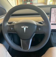 Tesla Model Y 2023 LONG RANGE DUAL MOTOR-thumb-4