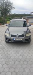 Volkswagen Touareg 2004-thumb-2
