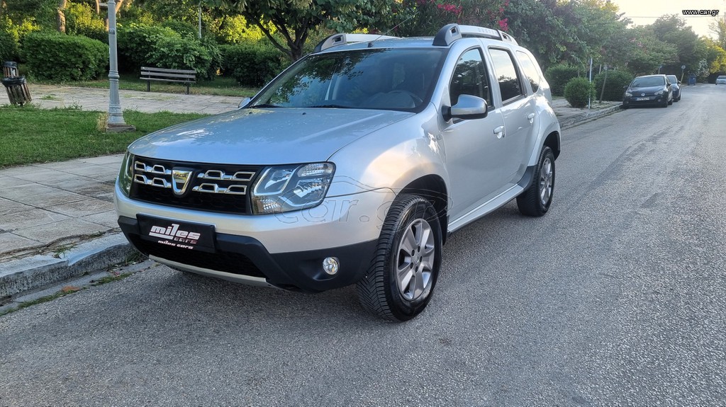 Dacia Duster 2015 1.2 TCe Prestige 4x2 * Δέρμα * Navi* Καδένα NEW !