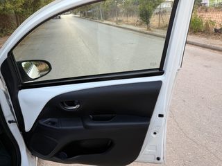 Peugeot 108 2016 1.2cc 82hp VTi Allure (Cabrio)-thumb-52