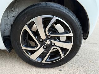 Peugeot 108 2016 1.2cc 82hp VTi Allure (Cabrio)-thumb-30