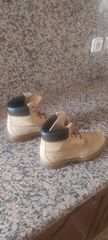 Ορειβατικά μποτάκια Timberland 39.5 νουμερα σε άριστη κατάσταση.
