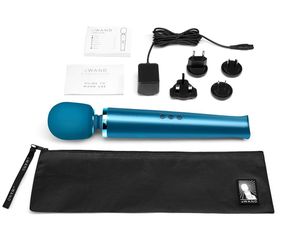 Le Wand Pacific Blue rechargeable massager-thumb-4