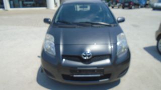 Toyota Yaris 2011