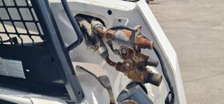 Φορτωτής Με Λάστιχα Bobcat 2009 S220-thumb-12