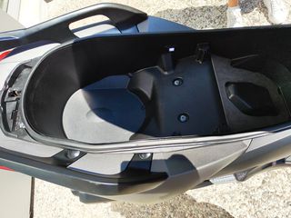 Yamaha XMAX 300 2017 ABS/TSC ΑΡΙΣΤΟ-thumb-6