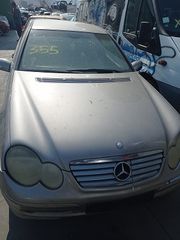 ΠΩΛΟΥΝΤΑΙ ΑΝΤΑΛΛΑΚΤΙΚΑ ΦΑΝΟΠΟΙΙΑΣ ΚΑΙ ΜΗΧΑΝΙΚΑ ΜΕΡΗ ΑΠO MERCEDES C 220 00'
