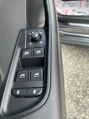 Audi A3 2017 E-TRON S-LINE-thumb-33