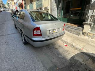 Skoda Octavia 2003-thumb-2