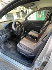 Skoda Octavia 2003-thumb-9