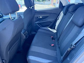 Peugeot 3008 2020-thumb-4