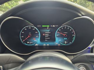 Mercedes-Benz C 300 2020 e 4Matic 9g tronic-thumb-109