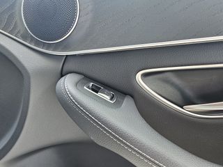 Mercedes-Benz C 300 2020 e 4Matic 9g tronic-thumb-80