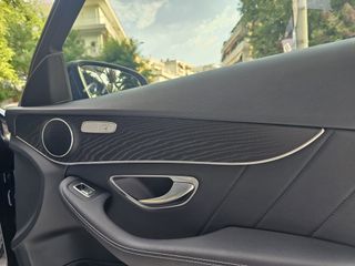 Mercedes-Benz C 300 2020 e 4Matic 9g tronic-thumb-81