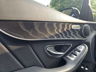 Mercedes-Benz C 300 2020 e 4Matic 9g tronic-thumb-50