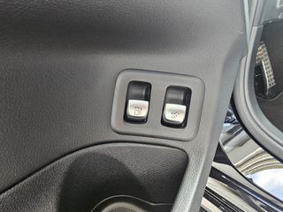 Mercedes-Benz C 300 2020 e 4Matic 9g tronic-thumb-52