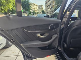 Mercedes-Benz C 300 2020 e 4Matic 9g tronic-thumb-55