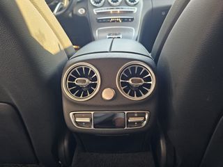 Mercedes-Benz C 300 2020 e 4Matic 9g tronic-thumb-60
